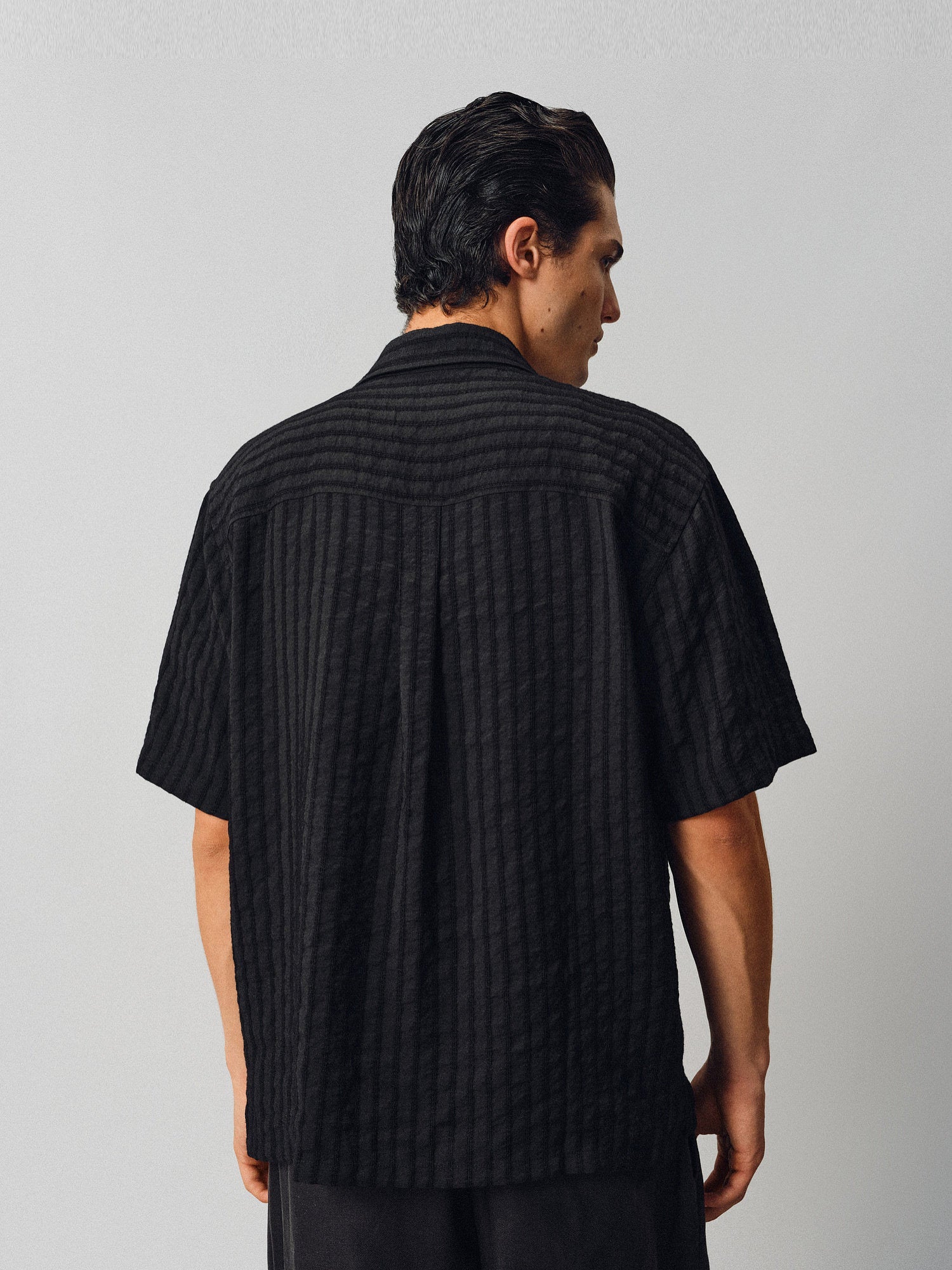 The Textured Stripe Camp Shirt - Somnad